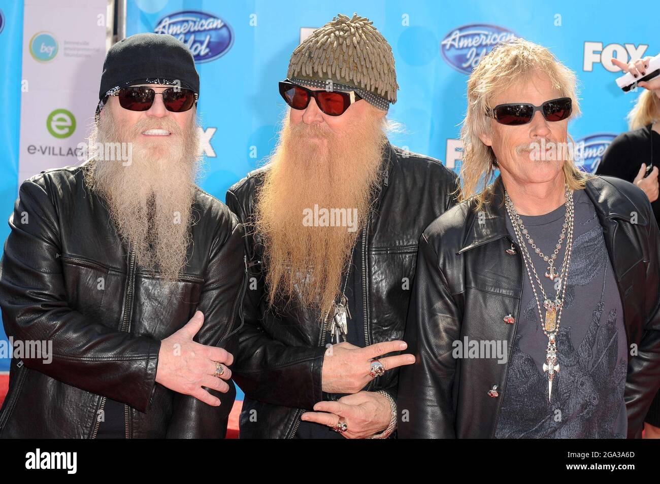 Los Angeles, USA. 21st May, 2008. Dusty Hill, John Cusimano and Billy F. Gibbons of ZZ Top. 21 May 2008 - Los Angeles, California. American Idol 2008 Grand Finale - Arrivals at the Nokia Theatre. Photo Credit: Giulio Marcocchi/Sipa Press. /Idol gm.066/0805220936 Credit: Sipa USA/Alamy Live News Stock Photo