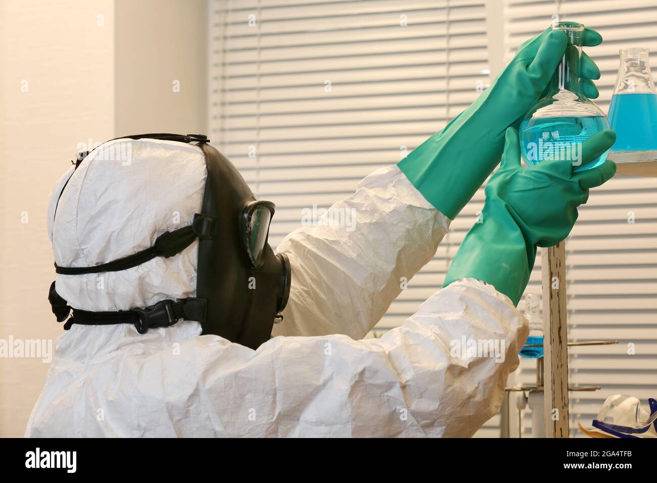 Chemist working in drug laboratory Stock Photo Alamy