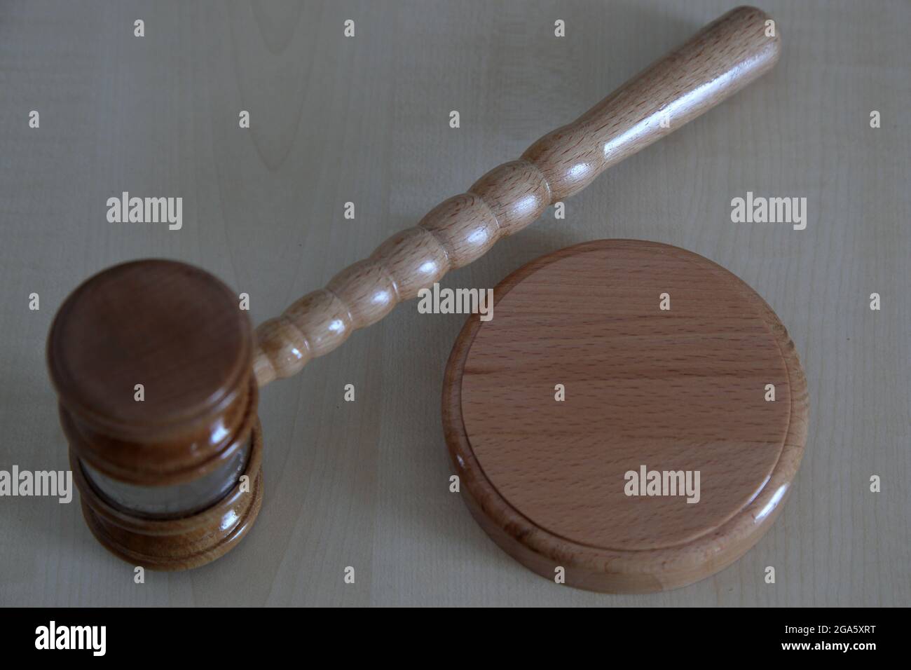 Richter-Avel on a homogeneous background Justice and injustice, law Stock Photo