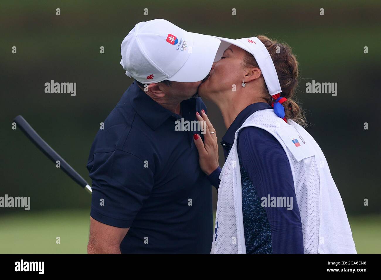 Saitama Japan 29th July 21 Rory Sabbatini L Of Slovakia Kisses His Wife Martina Sabbatini After The Tokyo Men S Individual Stroke Play Round 1 Of Golf In Saitama Japan July 29 Saitama Japan 29th July 21 Rory Sabbatini L Of Slovakia Kisses His Wife Martina Sabbatini After The Tokyo Men S Individual Stroke Play Round 1 Of Golf In Saitama Japan July 29