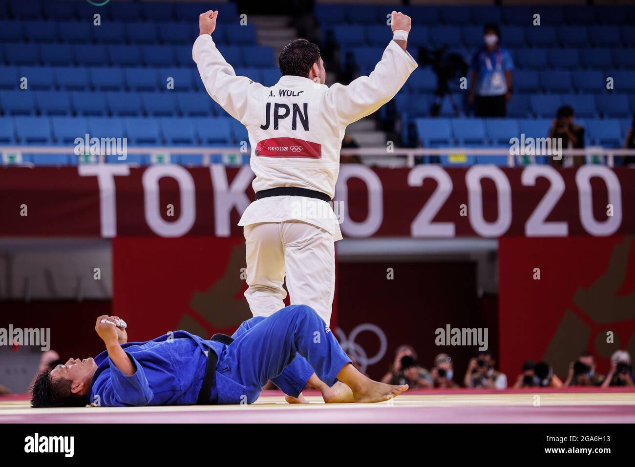 Tokio, Japan. 29th July, 2021. Judo: Olympia, 100 kg, men, final, Wolf (Japan) - Cho (South Korea), at the Nippon Budokan. Aaron Wolf (back) defeats Guham Cho. Credit: Oliver Weiken/dpa/Alamy Live News Stock Photo