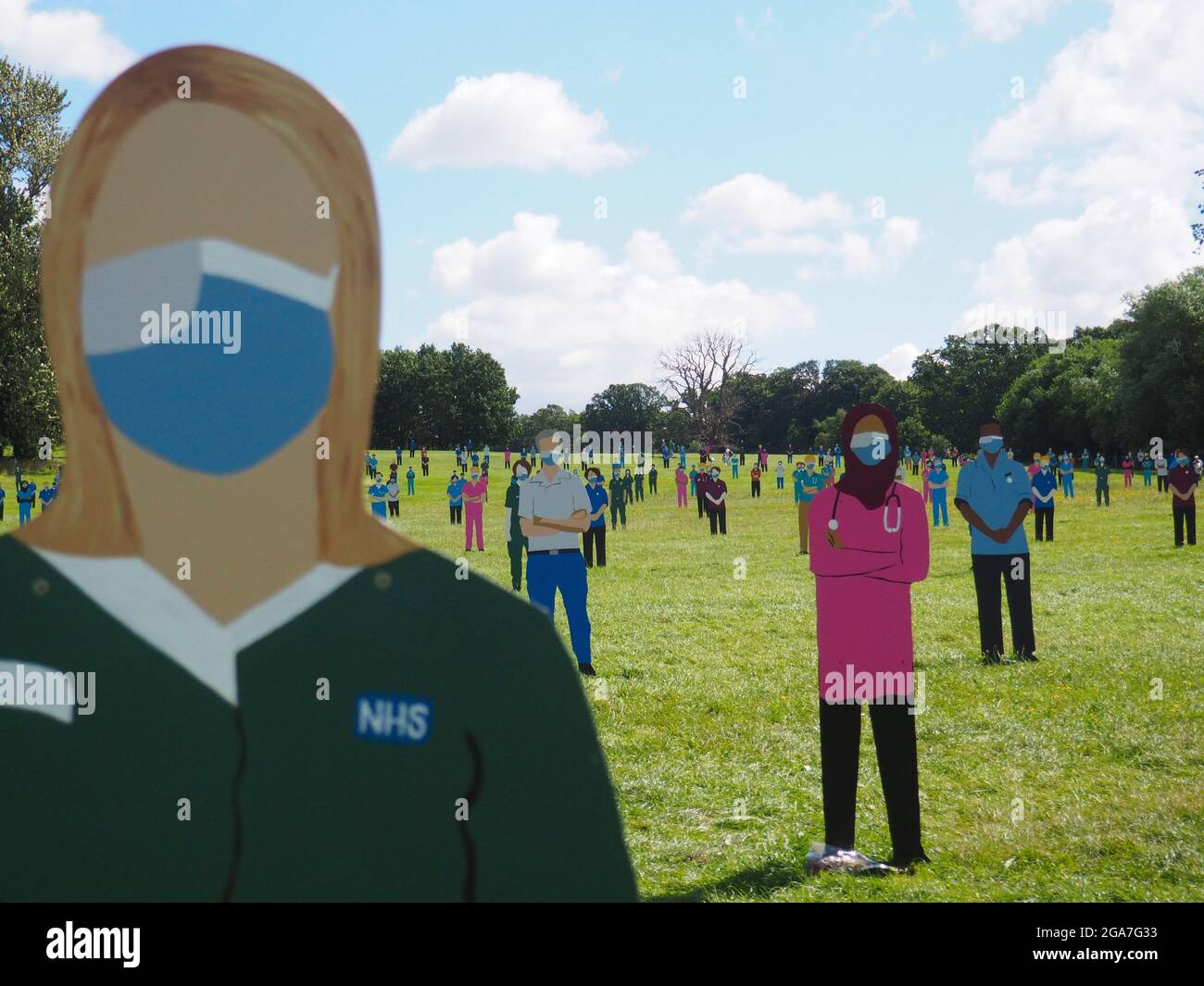 Oxford, UK. 29th July 2021. The Standing with Giants community art installation in South Park in tribute to the NHS workers who lost their lives while fighting Covid-19. Credit: Angela Swann/Alamy Live News Stock Photo