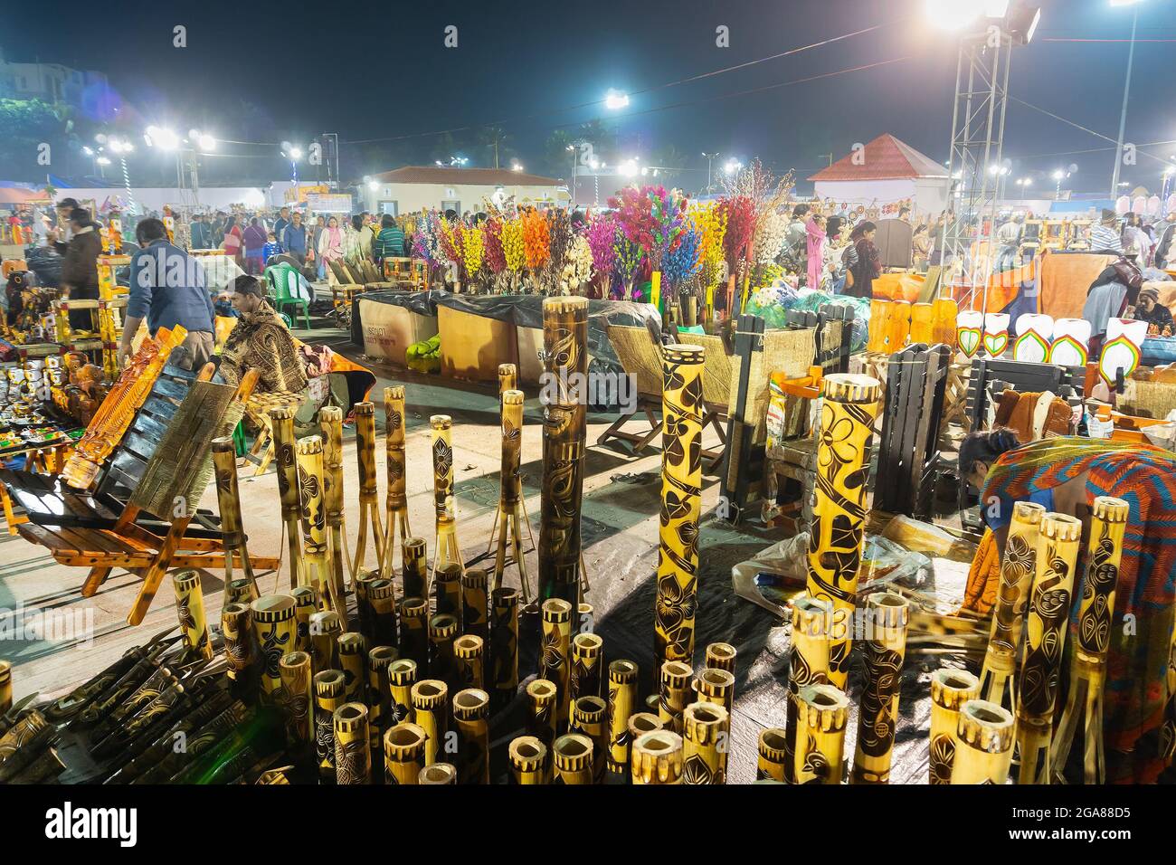 Cane flower vases hires stock photography and images Alamy