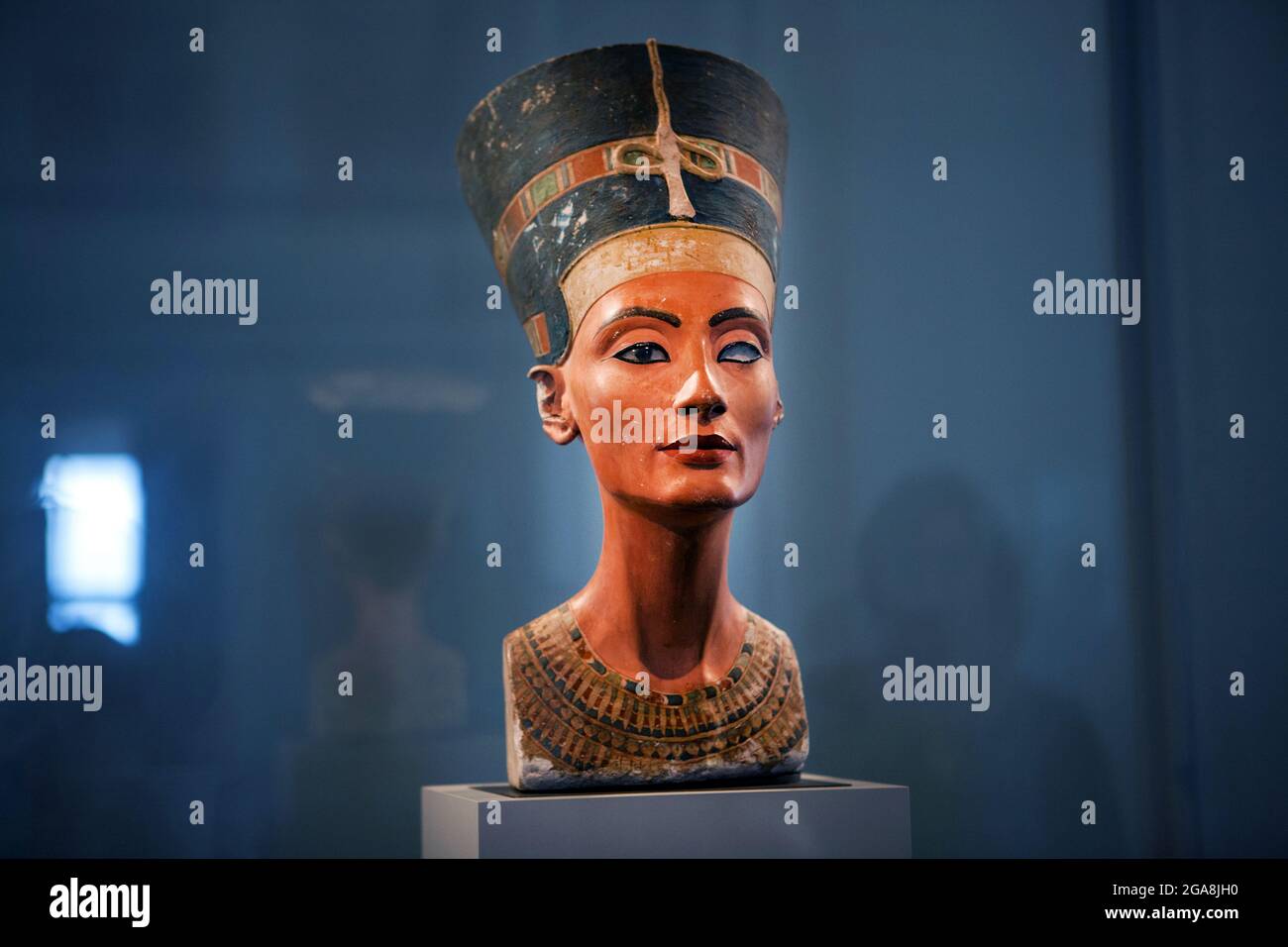 Limestone bust of Nefertiti, the Great Royal Wife of Egyptian pharaoh ...