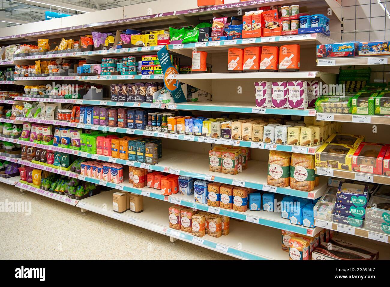 Flour aisle hires stock photography and images Alamy