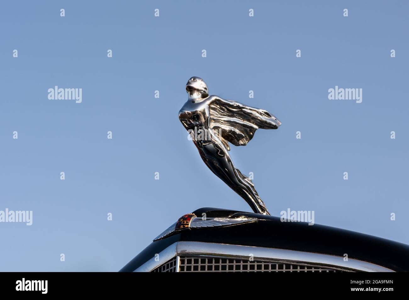 PLYMOUTH, MI/USA - JULY 26, 2021: Close-up of a 1933 Cadillac Series 452 V16 Flying Lady hood ornament at Concours d'Elegance of America at The Inn at Stock Photo