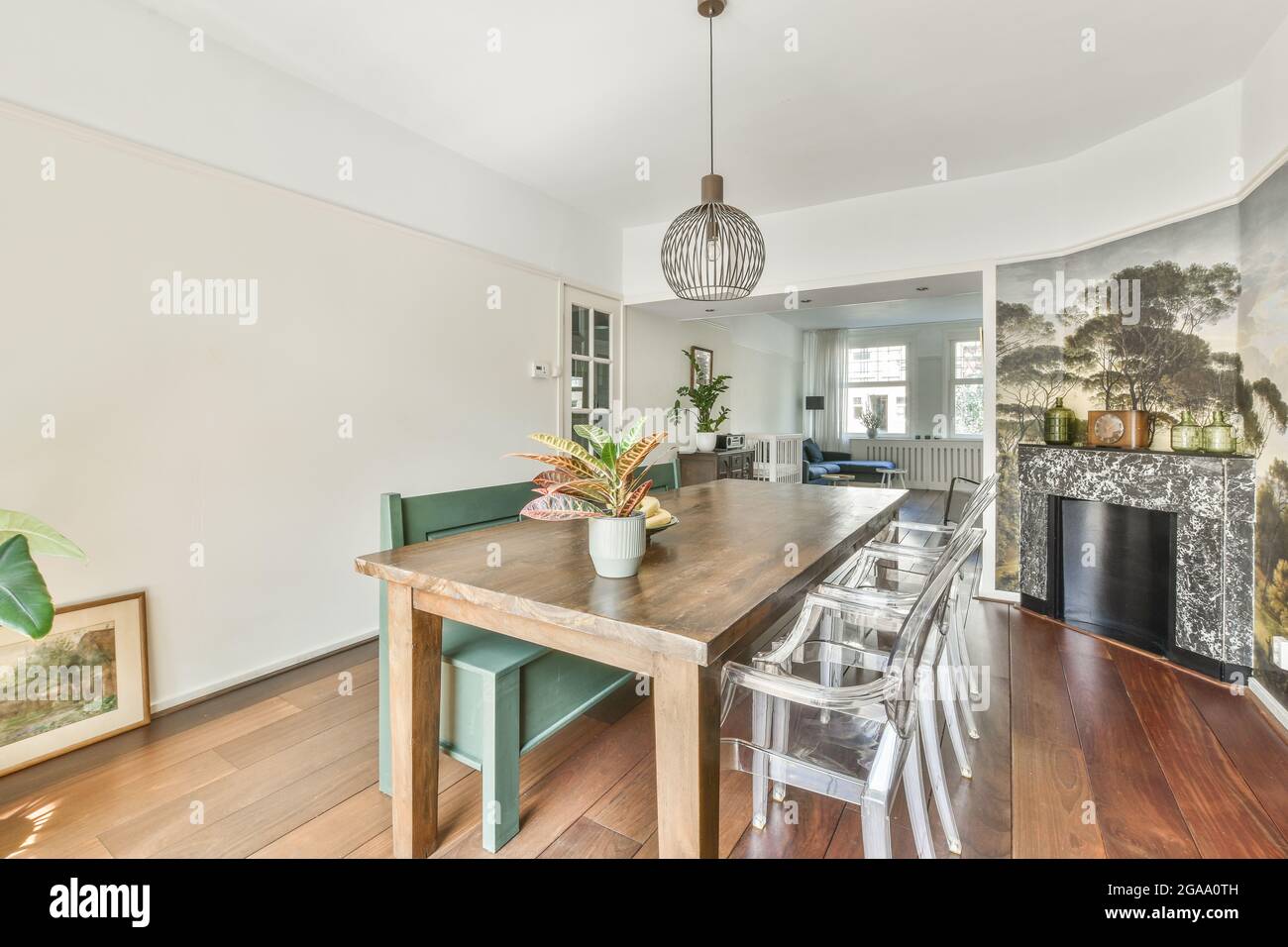 Interior design of bright and beautiful dining room Stock Photo - Alamy