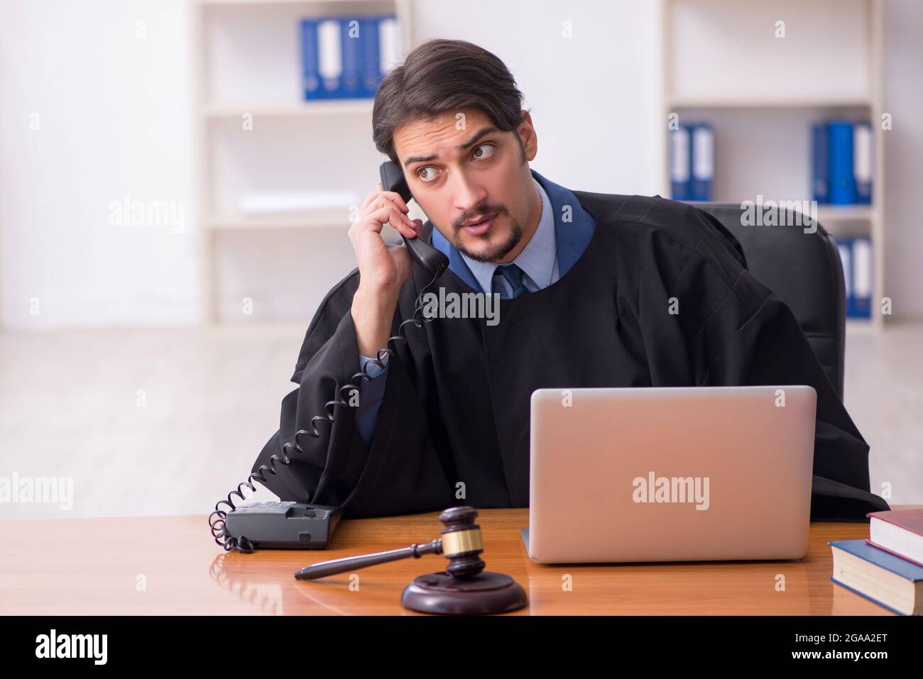 Judge Talking Judge talking criminal in hi-res stock photography and images - Alamy