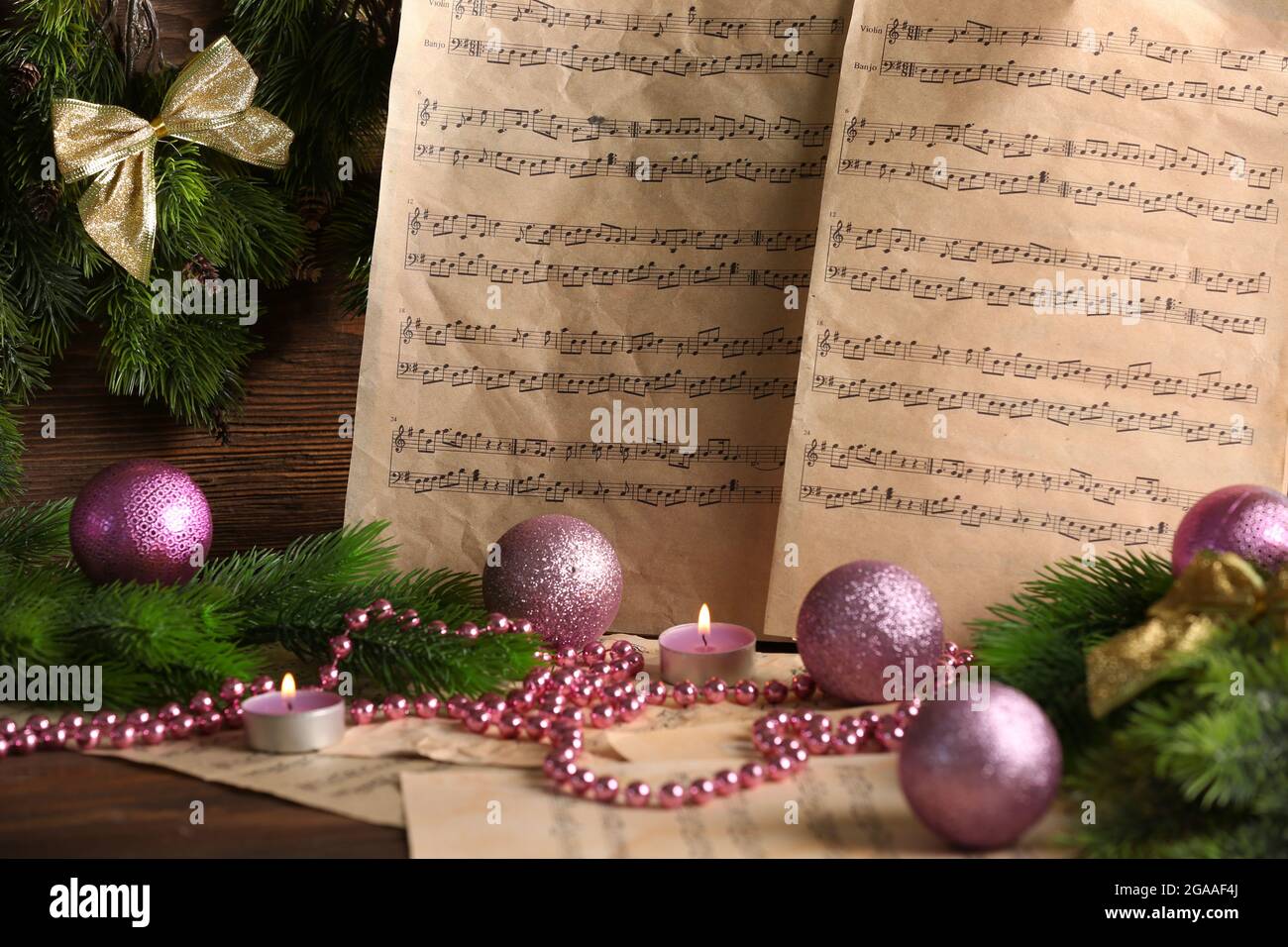 Music notes with Christmas decoration close up Stock Photo - Alamy