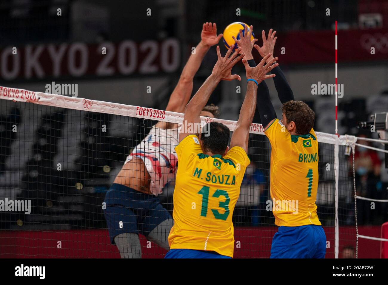 T'QUIO, TO - 30.07.2021: TOKYO 2020 OLYMPIAD TOKYO - Thomas Jaeschke from  USA during the Brazil vs USA volleyball game at the Tokyo 2020 Olympic  Games held in 2021, the game held