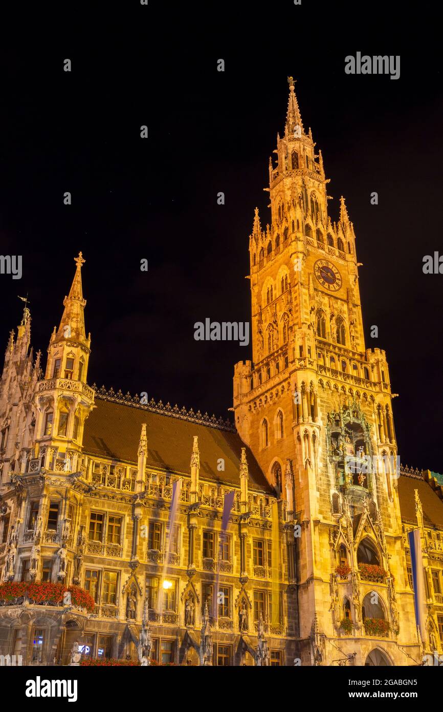 Neues Rathaus, the New Town Hall of Munich - Neue Rathaus, XIX century ...