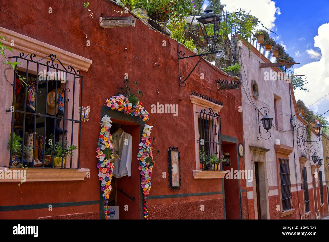 San Miguel de Allende, Mexico Calle Aldama Home Stock Photo Alamy