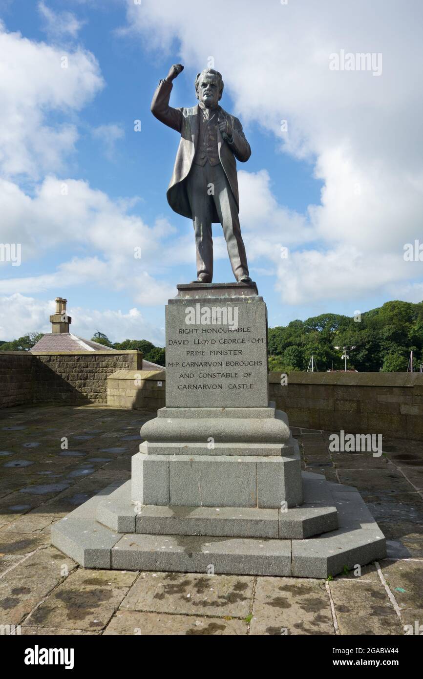 Statue of David Lloyd George in Castle Square Caernarfon Wales UK Stock Photo