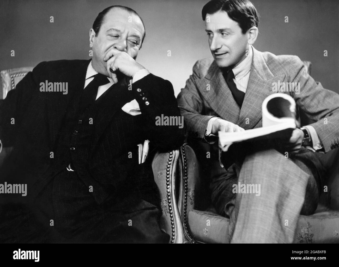 Director Raymond Bernard with Raimu for Tartarin de Tarascon 1934 France Stock Photo