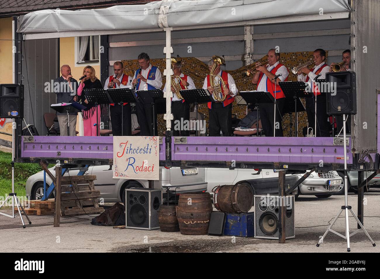 Matching waistcoats hires stock photography and images Alamy