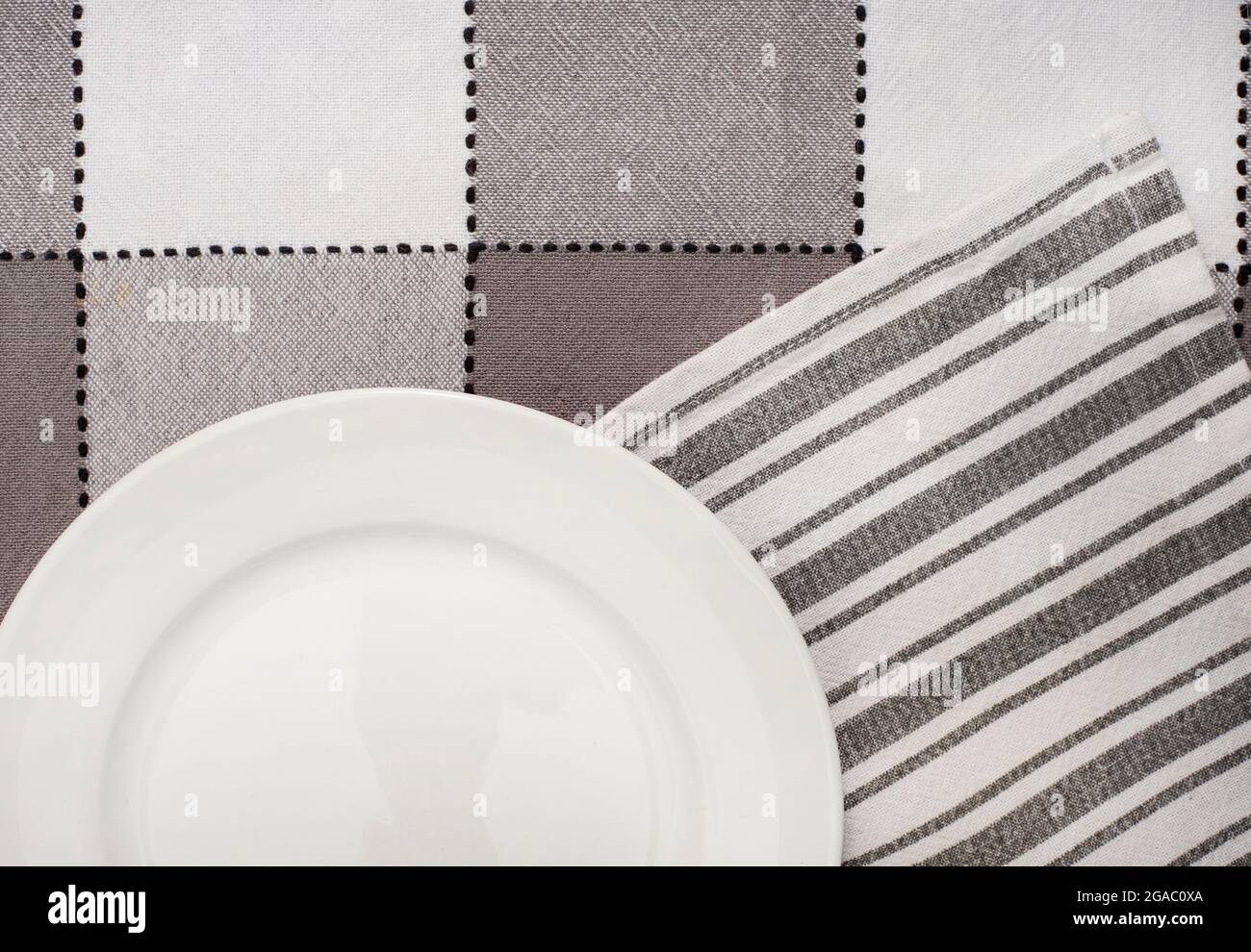 monotone tablecloths with with plate Stock Photo