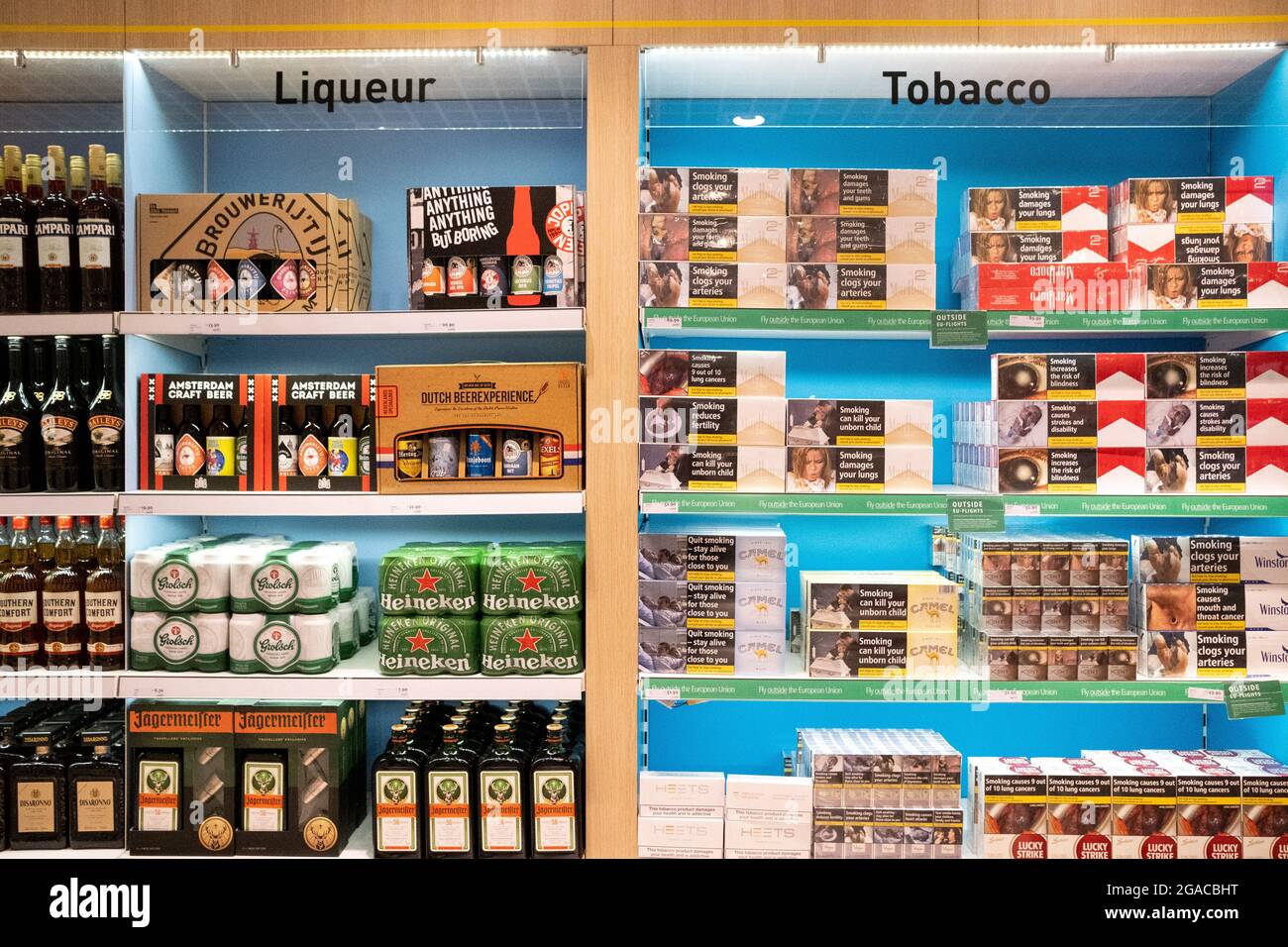 duty free tobacco prices netherlands Duty free tobacco hi-res stock photography and images