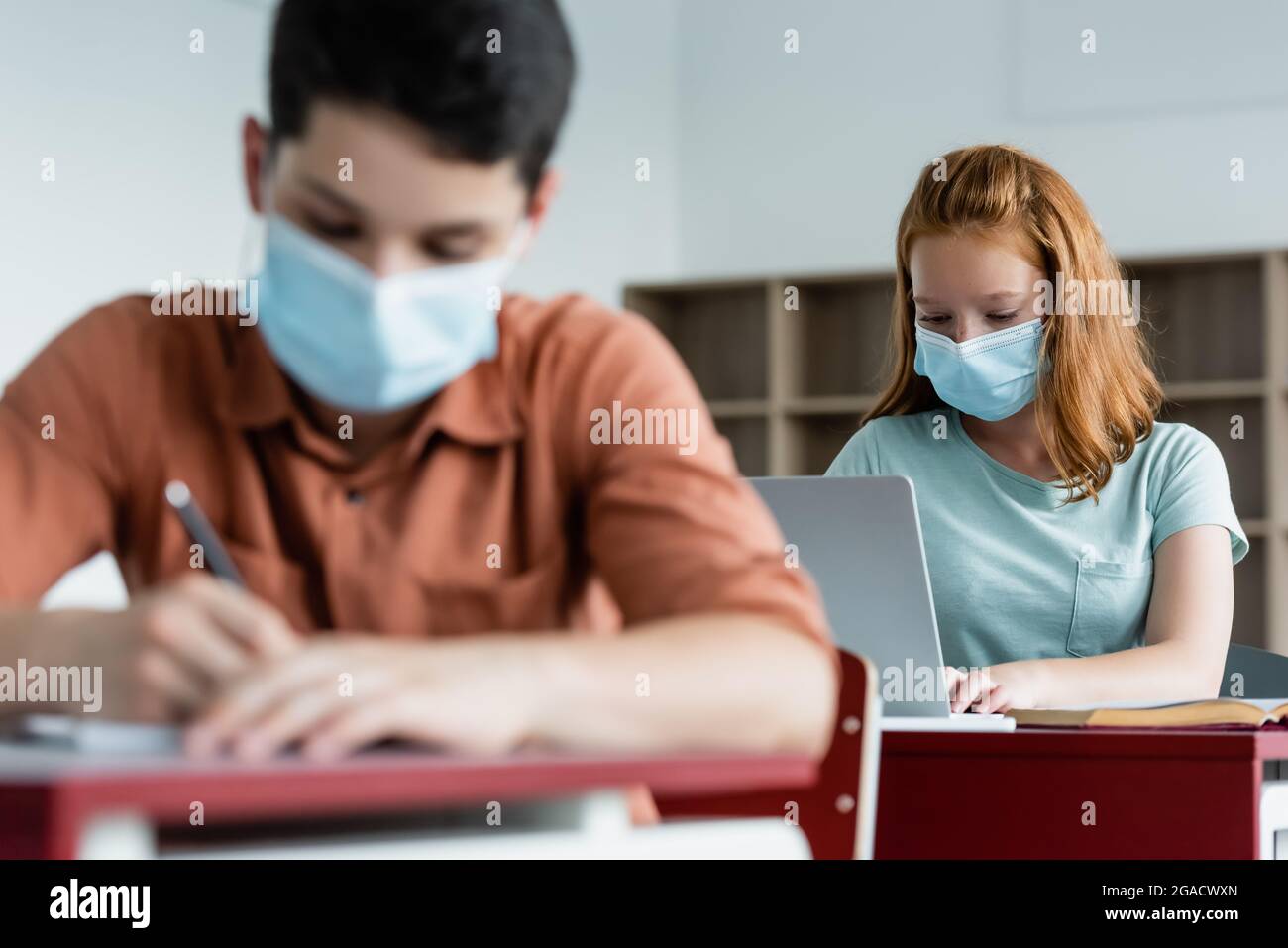 Teen boy medical mask school hi-res stock photography and images - Alamy
