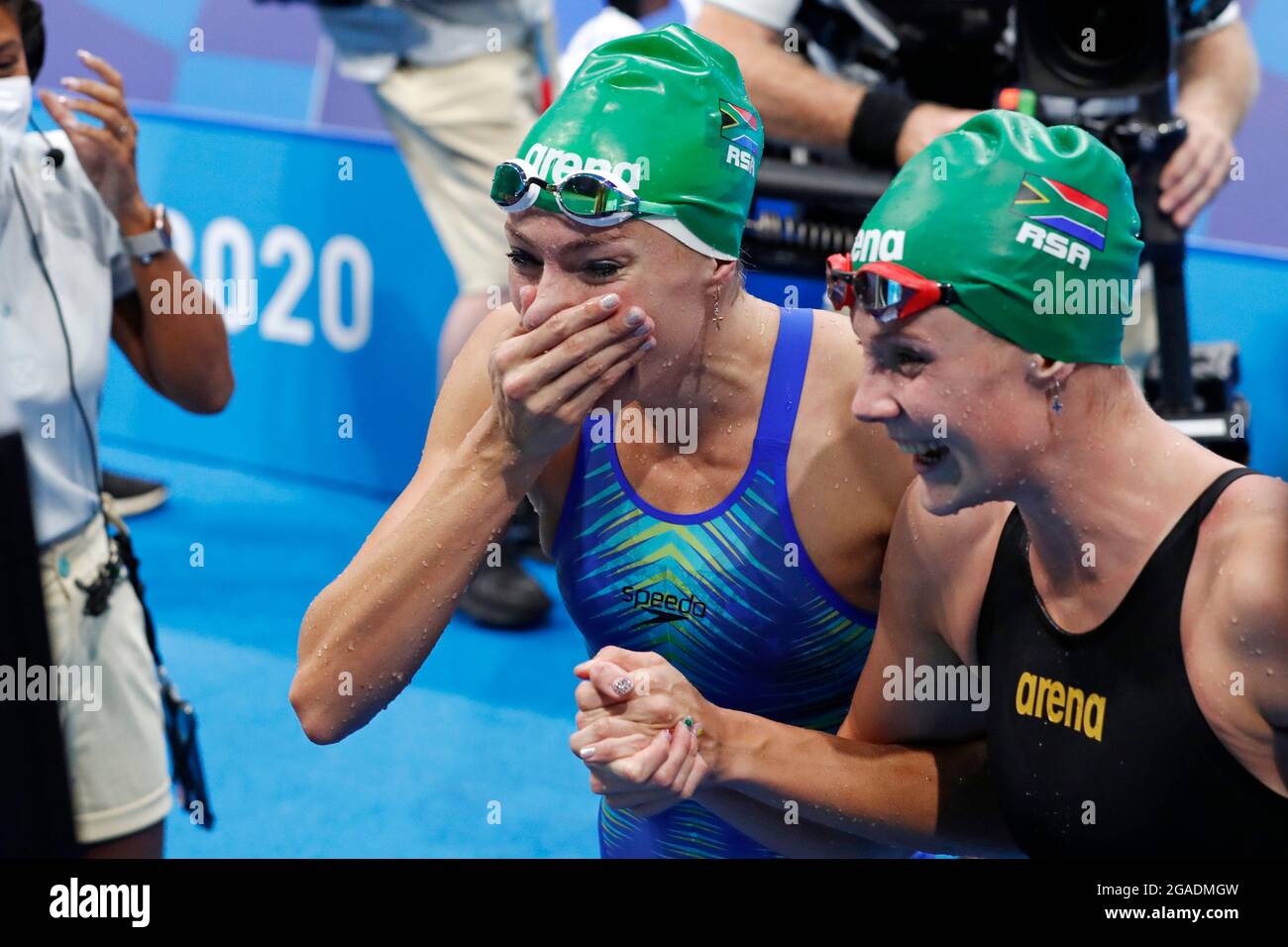 left to right Tatjana SCHOENMAKER (RSA), winner, Olympic champion, 1st ...