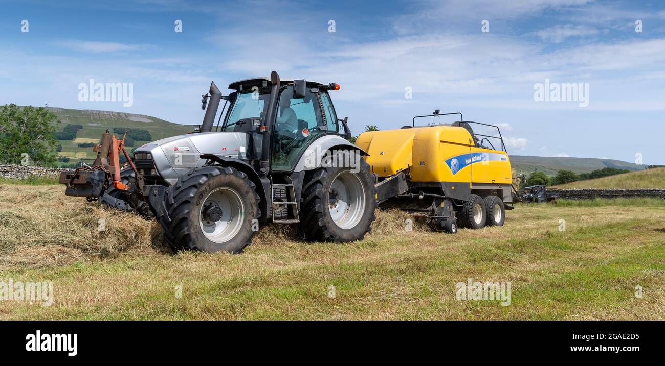 Hay Baler Square High Resolution Stock Photography And Images Alamy Hay Baler Square High Resolution Stock Photography And Images Alamy