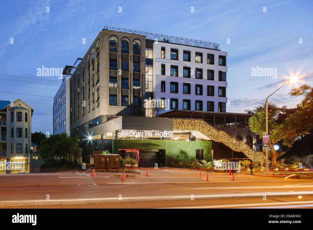 The building as viewed from Lynnwood Road. Brooklyn House, Pretoria