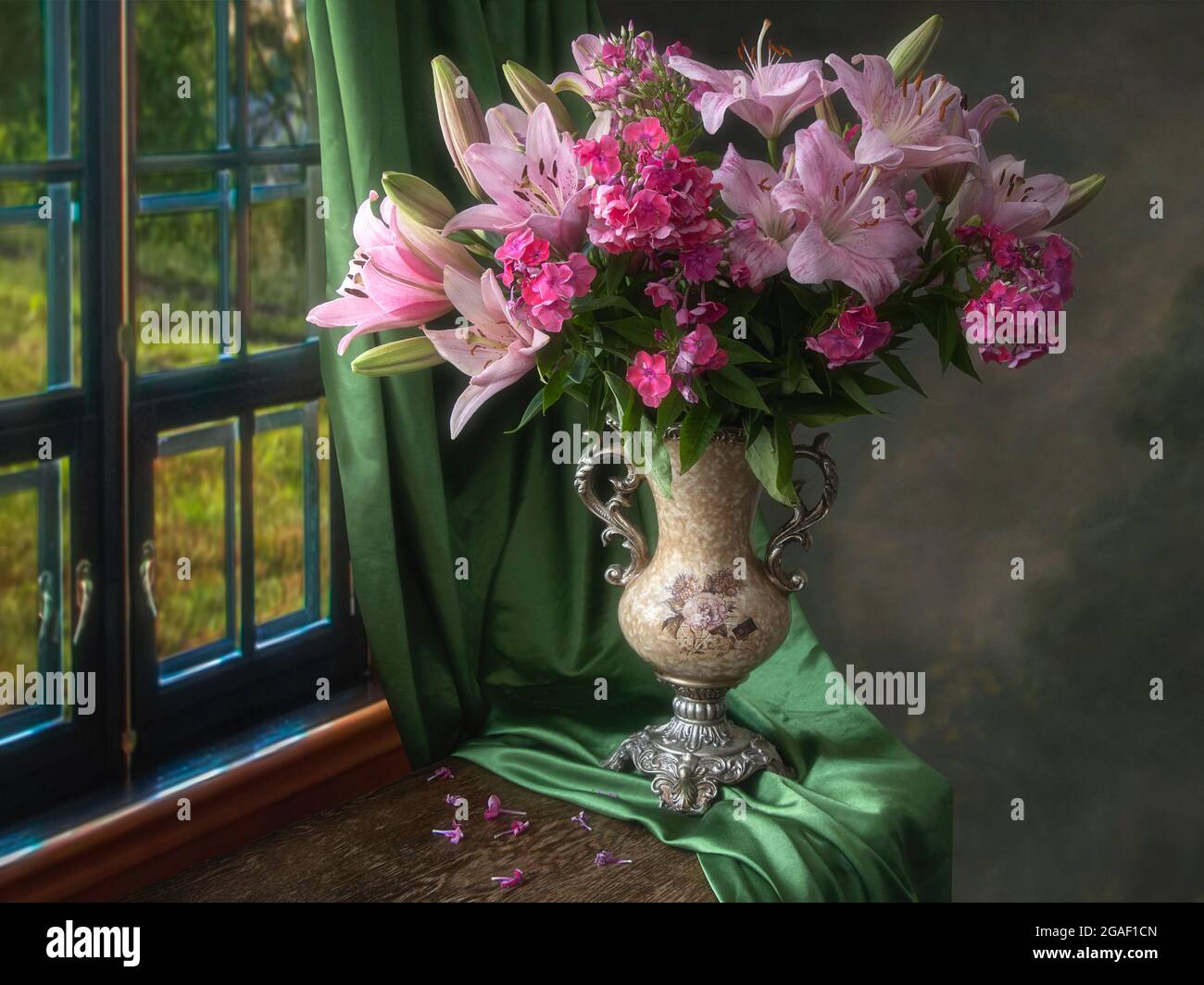Still life with a bouquet of lilies and phlox Stock Photo - Alamy