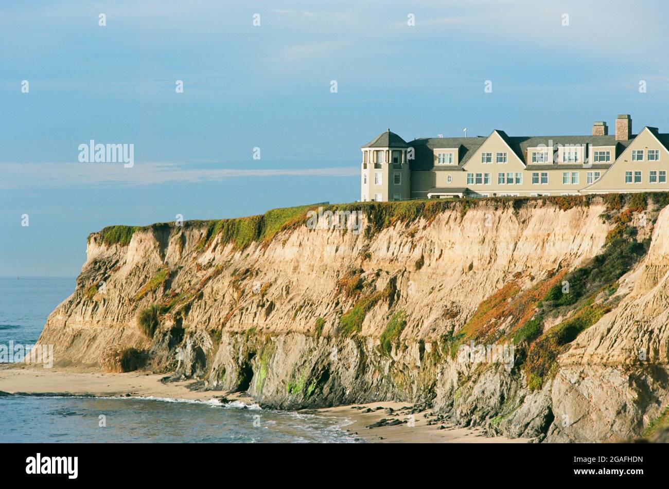 Ritz Carlton Half Moon Bay luxury hotel on sea cliffs over the Pacific