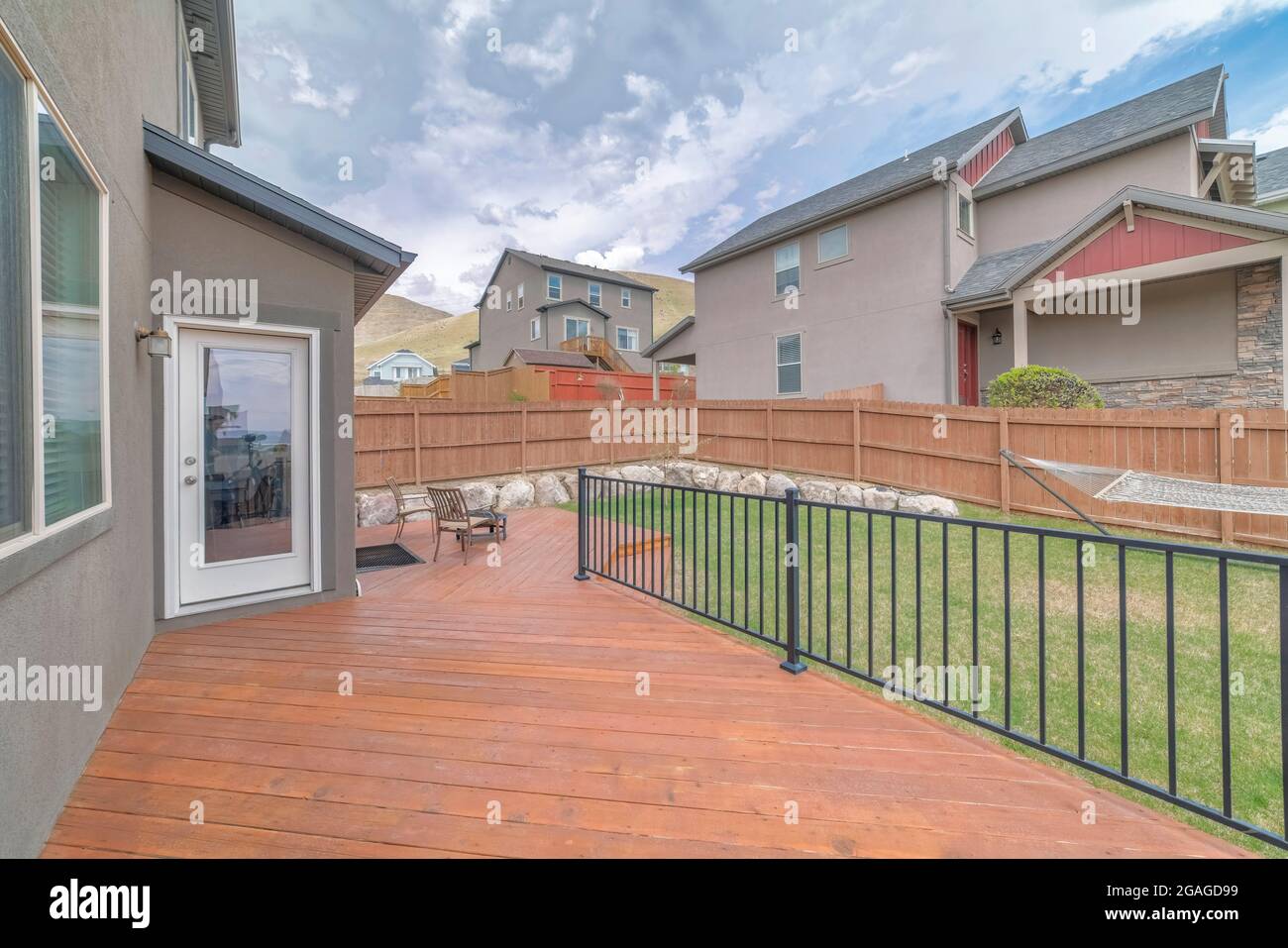 Exterior deck hi-res stock photography and images - Alamy