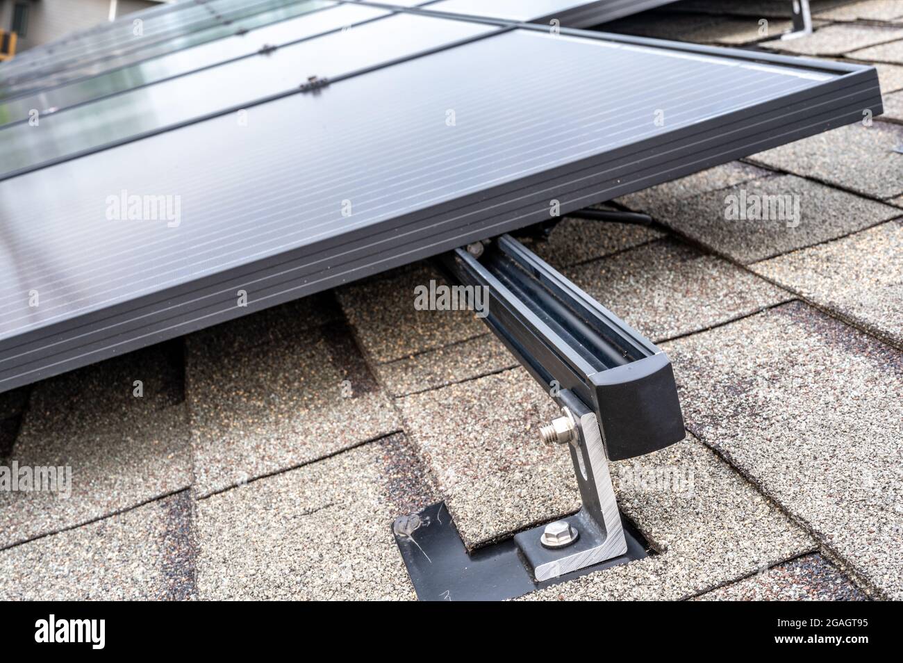 Shingle roof solar mount new arrivals