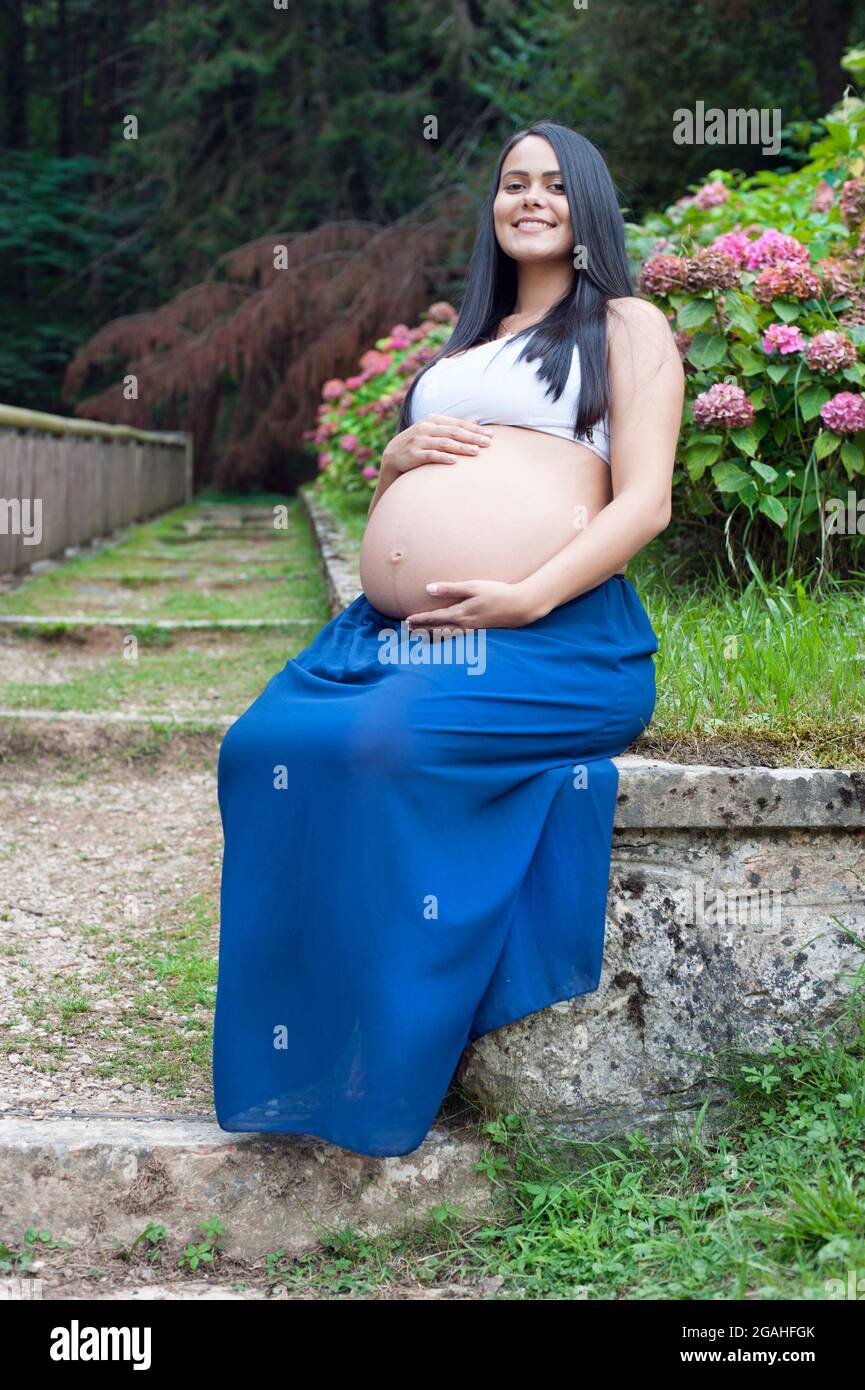 Pregnant Woman Pouring Water on Her Belly Bathing Outdoor Stock Image -  Image of gravid, adult: 161786203