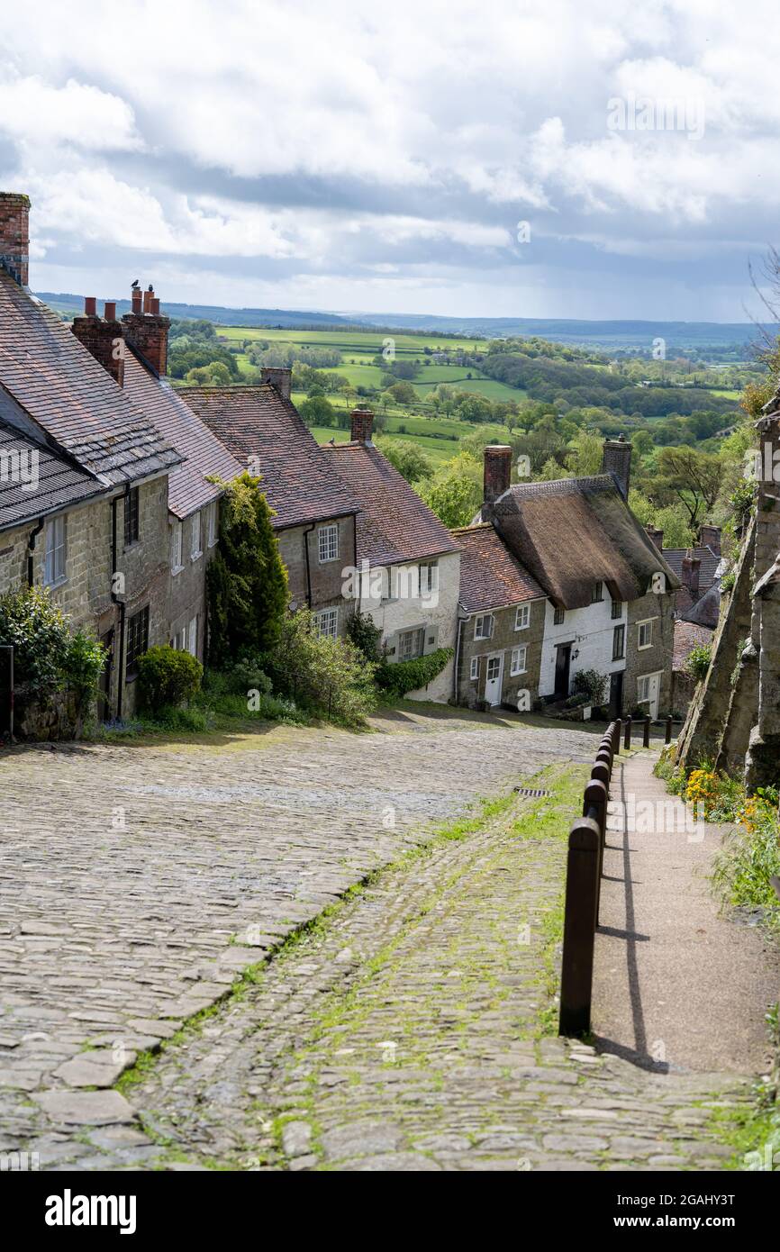 Gold Hill Shaftesbury Dorset England Stock Photo Alamy