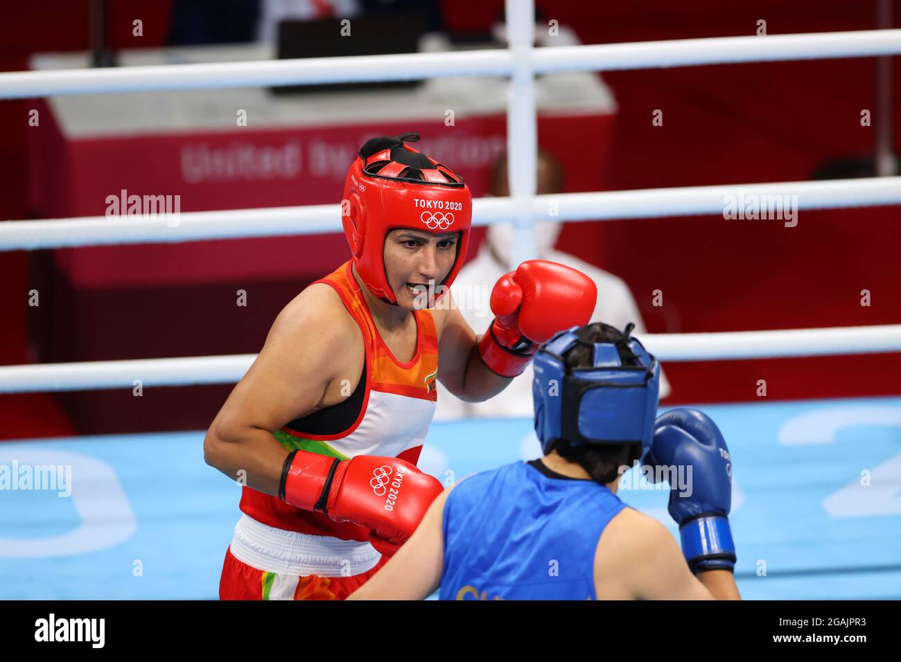 Tokyo, Japan. 31st July, 2021. RANI Pooja (IND) (red) vs LI Qian (CHN ...