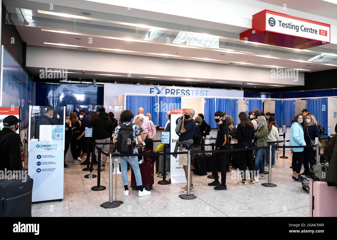 London, UK. 31st July, 2021. Testing Centre at Terminal 5. Adults who have been fully vaccinated through the NHS now don't need to self-isolate when they return from most amber list countries. Children also don't have to quarantine. Credit: Mark Thomas/Alamy Live News Stock Photo