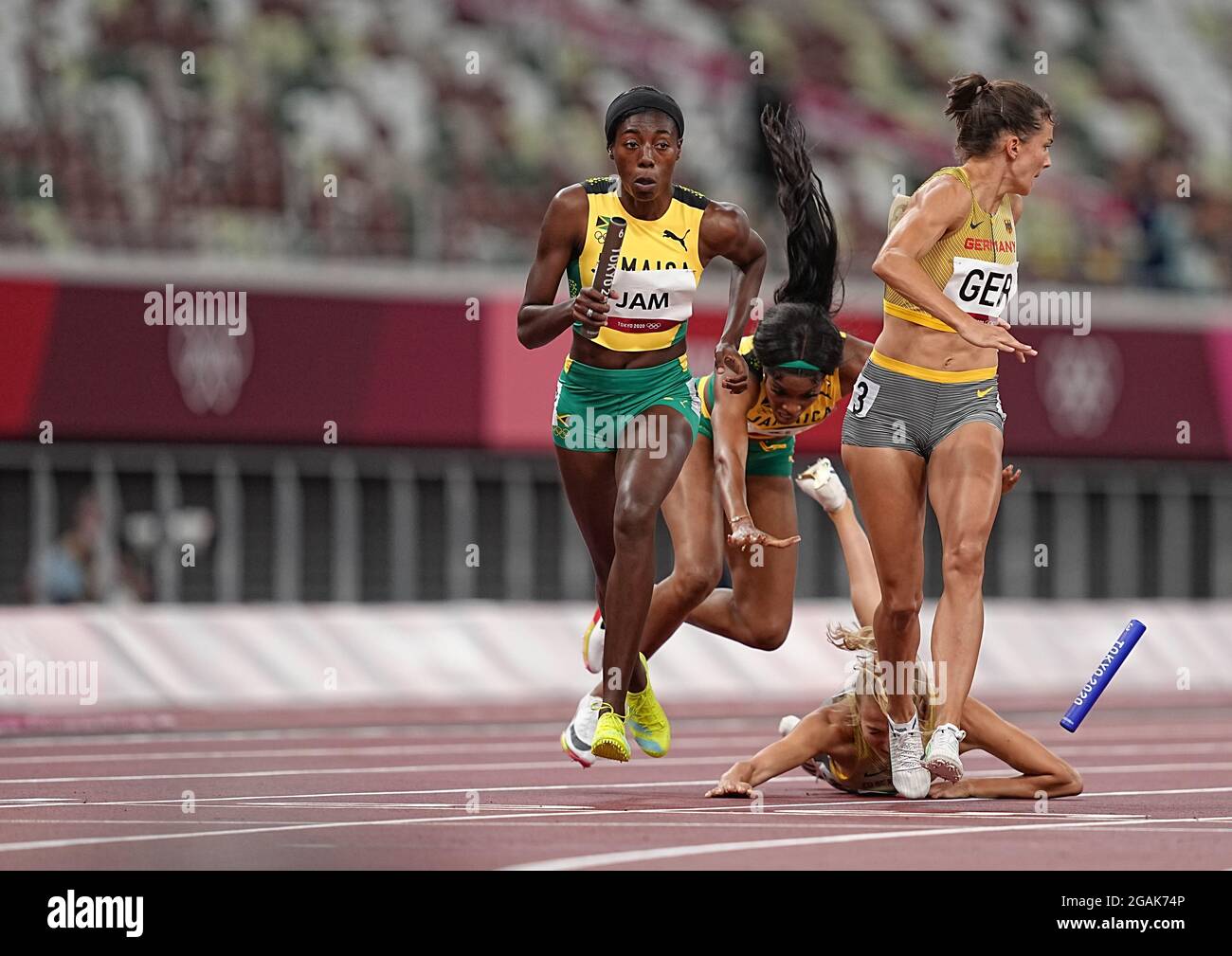 Tokio, Japan. 31st July, 2021. Athletics: Olympics, 4 x 400 m, Mixed ...