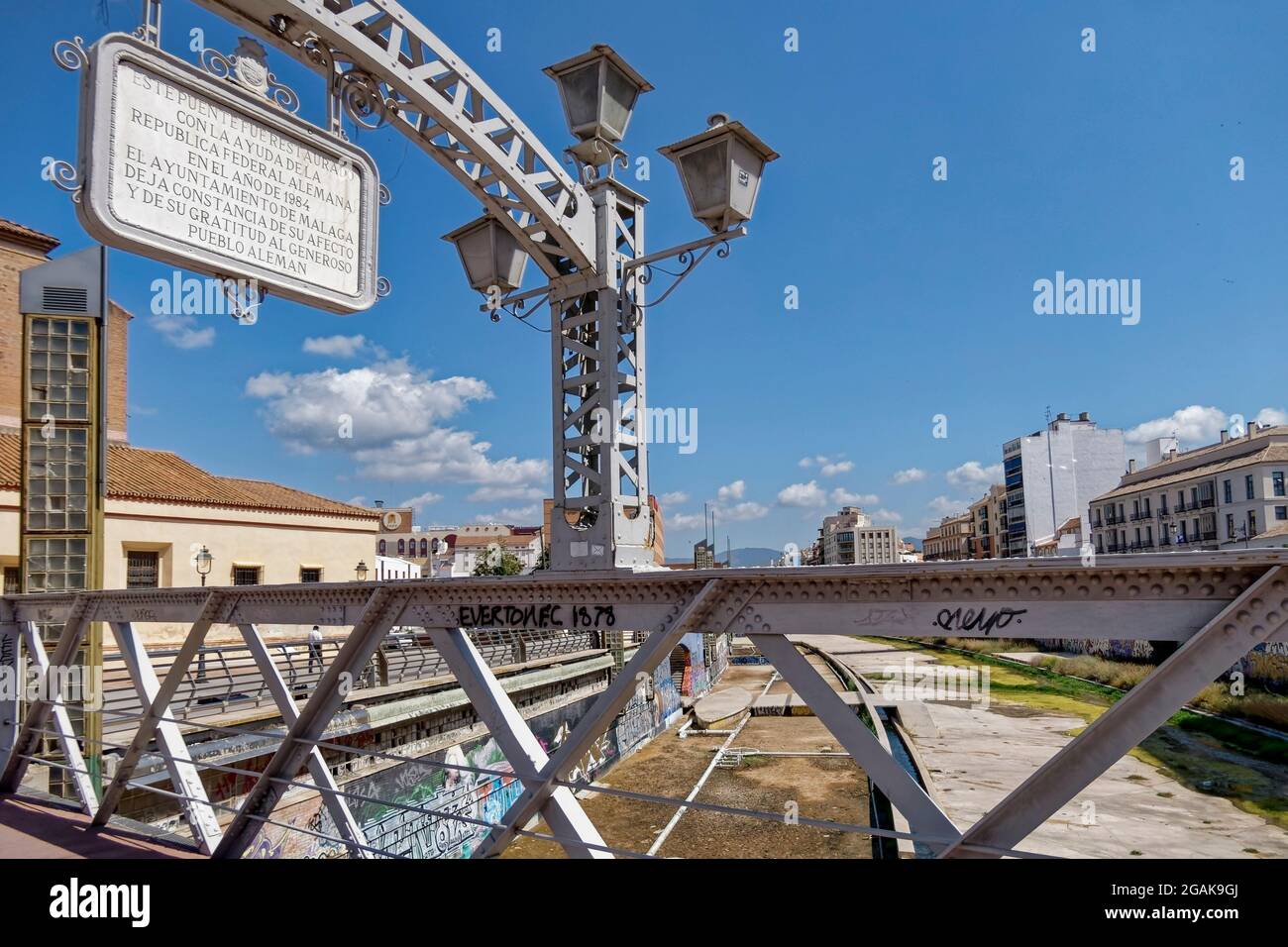 Puente de los Alemanes, Fluss Guadalmedina, Malaga, Costa del Sol, Provinz Malaga, Andalusien, Spanien, Europa, Stock Photo