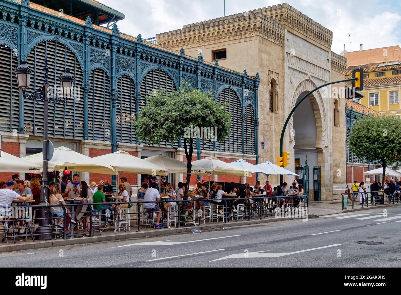 Mercado Central de Atarazanas, traditionelle Markthalle mit großer Auswahl an Lebensmitteln und Tapasbars, , Malaga, Costa del Sol, Provinz Malaga, An Stock Photo