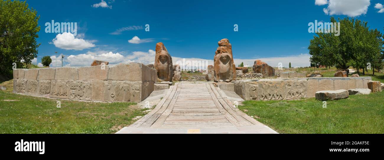Panoromic view of the gate entrance with sphinx from the Hittite period in Alacahoyuk. Corum - Turkey Stock Photo