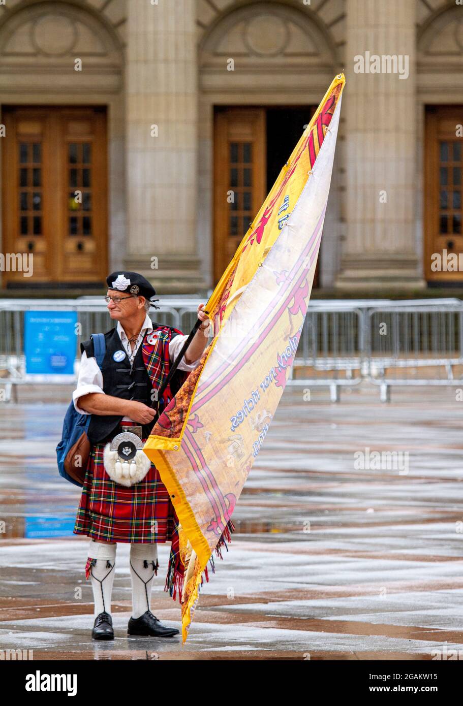 Dundee, Tayside, Scotland, UK. 31st July, 2021. UK Politics: The All Under One Banner static rally in Dundee with Independence Live have gathered in the city centre. Today sees the biggest static rally in support of independence that Dundee has seen since the outbreak of Covid-19, with All Under One Banner declaring that the rally is set to go ahead as planned. Credit: Dundee Photographics/Alamy Live News Stock Photo