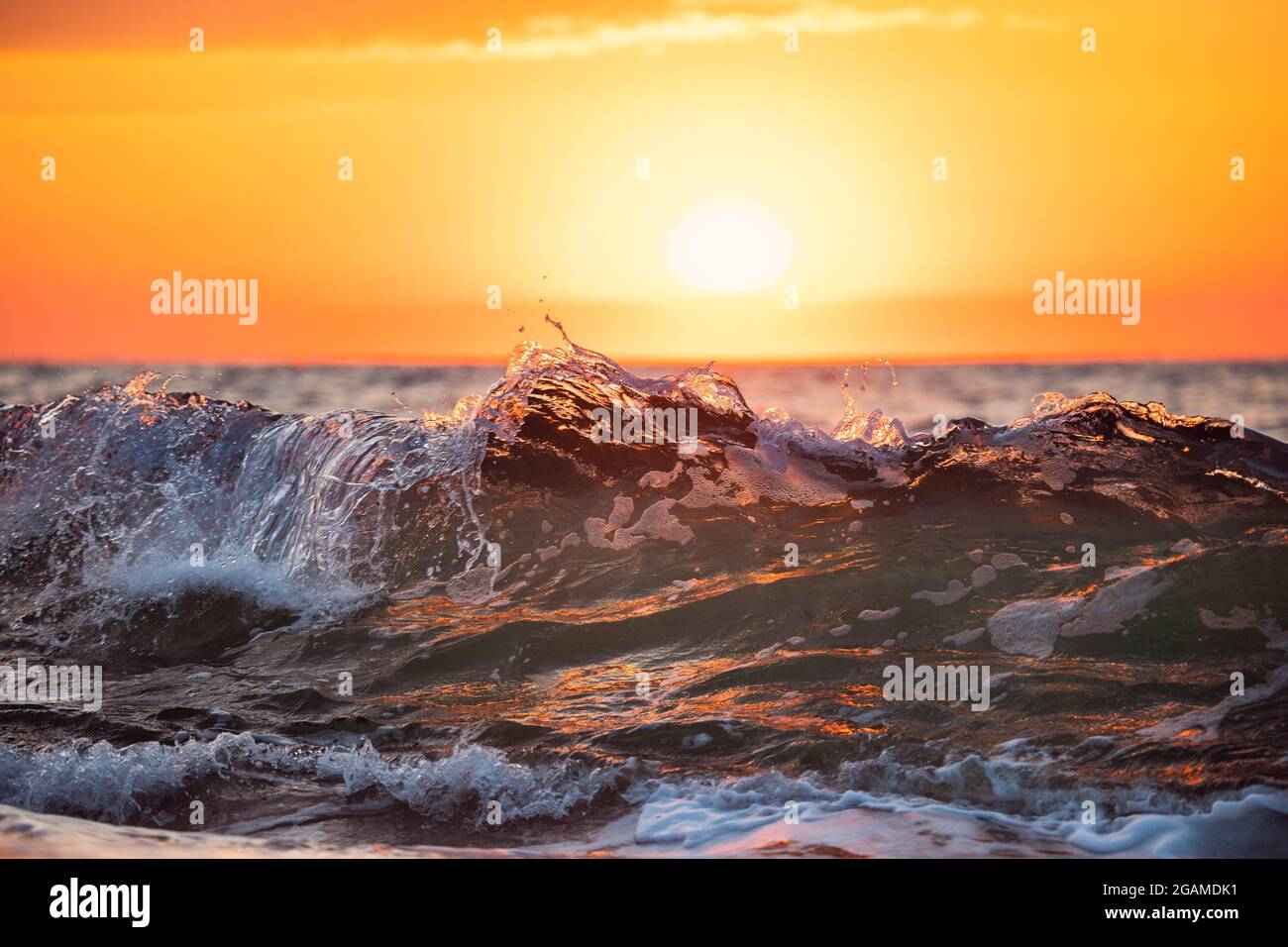 Low angle shot sunset sky hi-res stock photography and images - Alamy