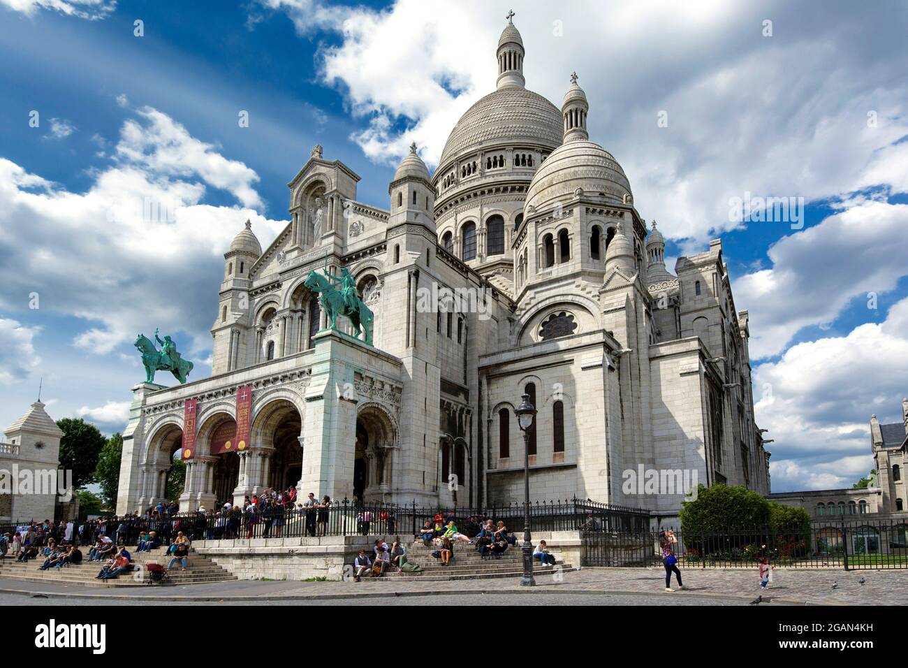 Paris 18e arr, the Basilica of Sacre Coeur in Montmartre, Ile-de-France, France Stock Photo
