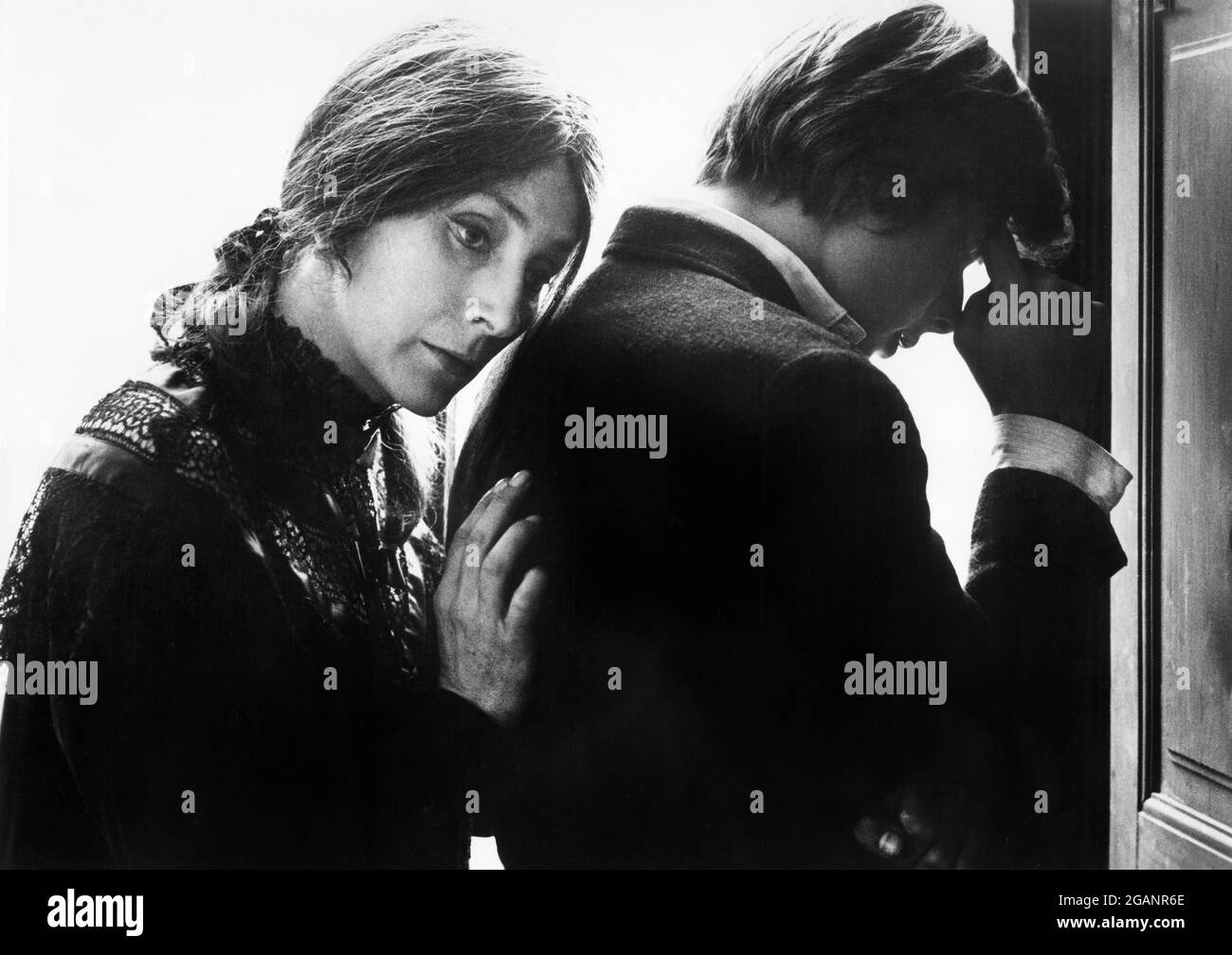 Valentina Cortese, John Moulder-Brown, on-set of the Film, 'First Love', German: 'Erst Liebe', USA Release UMC Pictures, 1970 Stock Photo