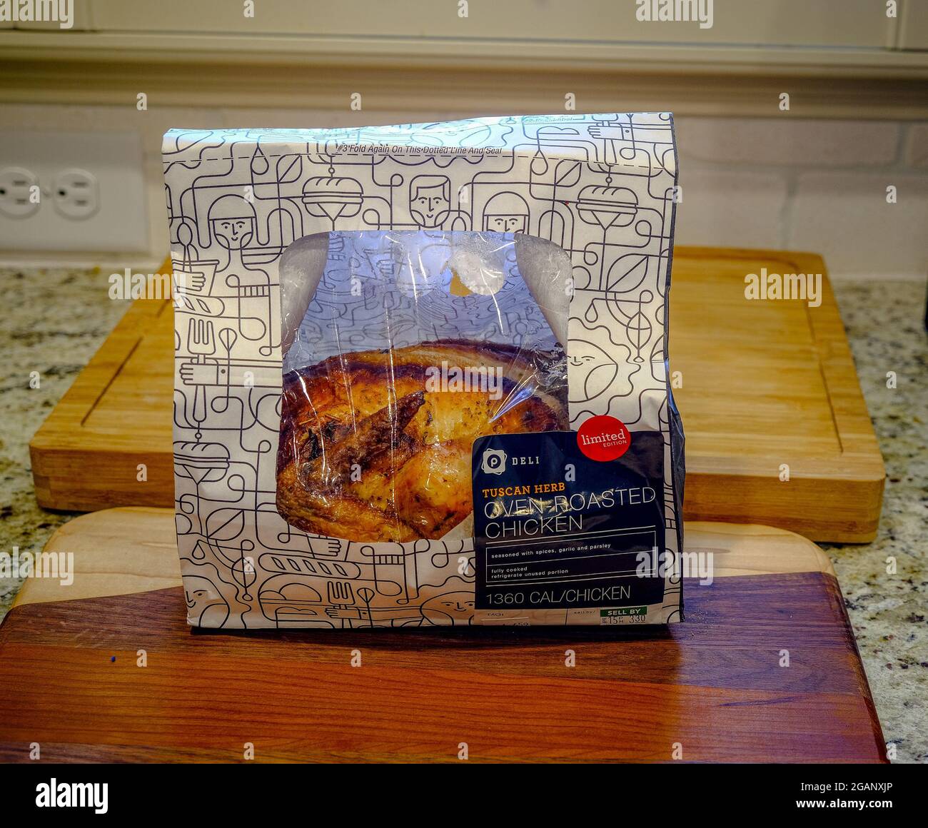 Oven Roasted Chicken Stock Photo - Alamy