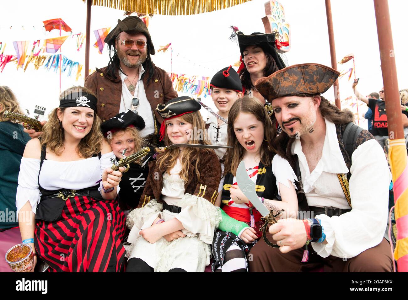 Fancy dress sites hot sale