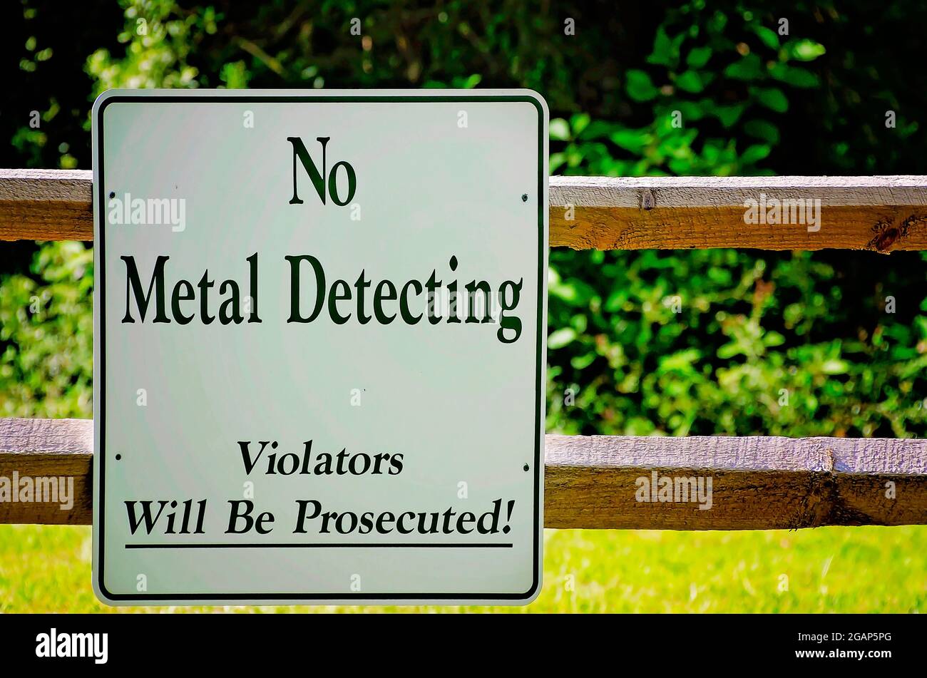 No metal detecting sign hires stock photography and images Alamy