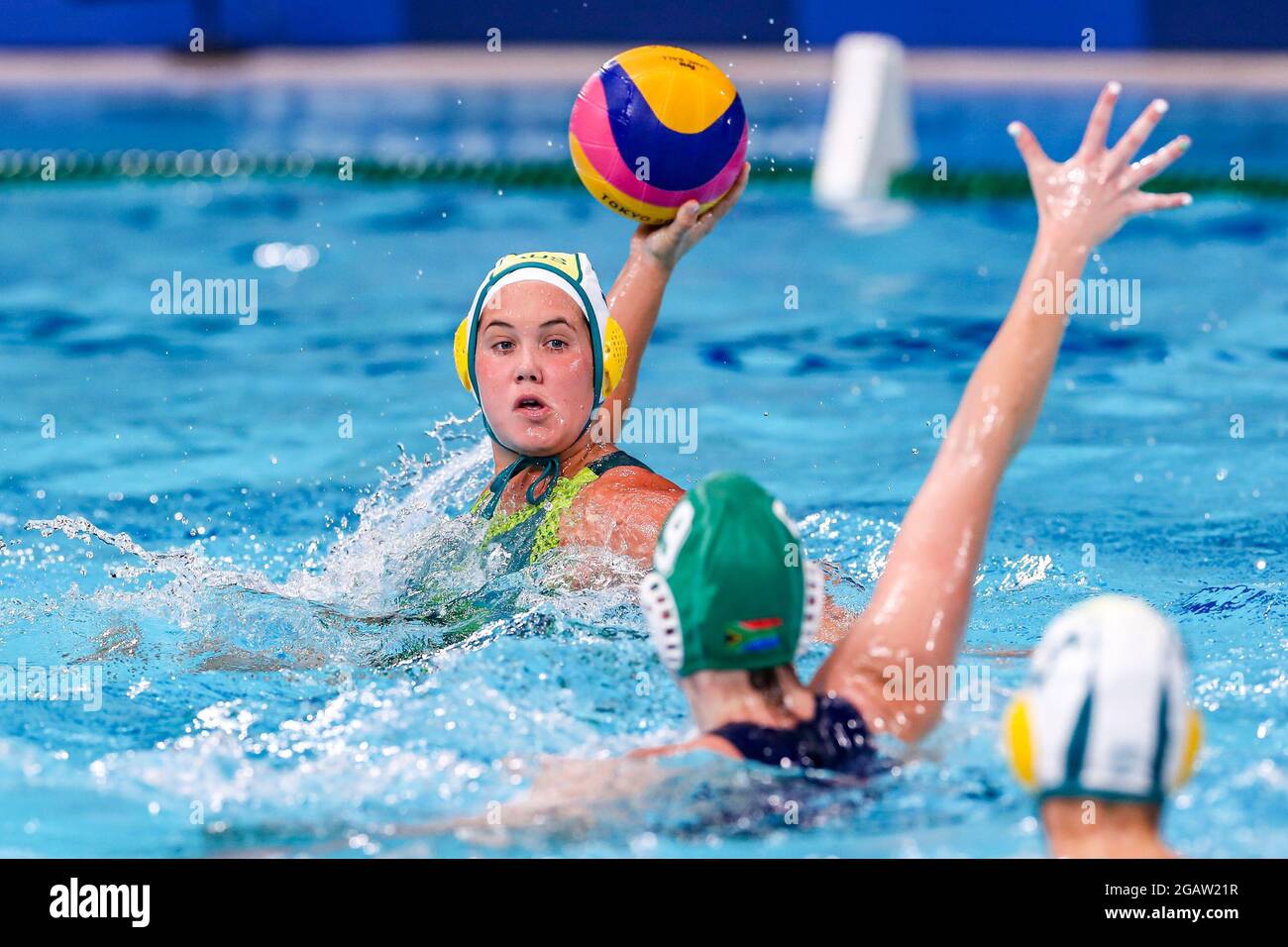 TOKYO, JAPAN - AUGUST 1: Lena Mihailovic of Australia, Hannah Muller of  South Africa during the Tokyo 2020 Olympic Waterpolo Tournament women match  between Australia and South Africa at Tatsumi Waterpolo Centre