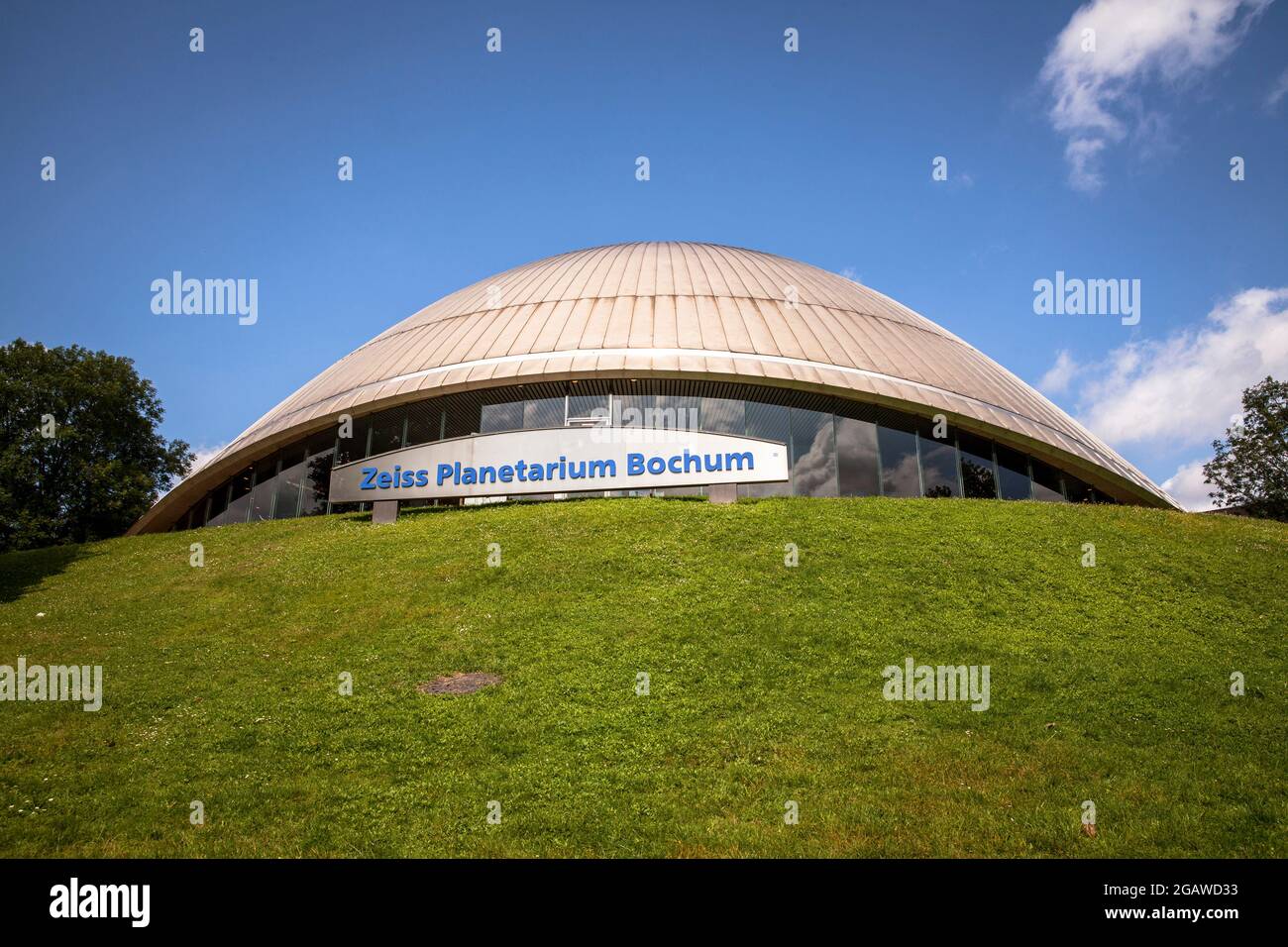 the Zeiss planetarium, Bochum, North Rhine-Westphalia, Germany.  das Zeiss Planetarium, Bochum, Nordrhein-Westfalen, Deutschland. Stock Photo