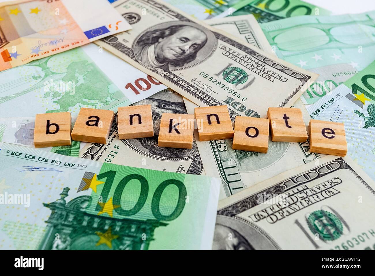 100 lira banknote hi-res stock photography and images - Page 3 - Alamy