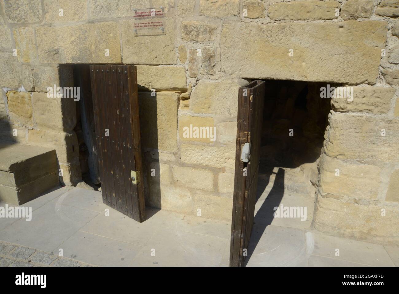 Crete Prison Old dungeons and prison of the town of Cretes, Matarranya, Aragon ...