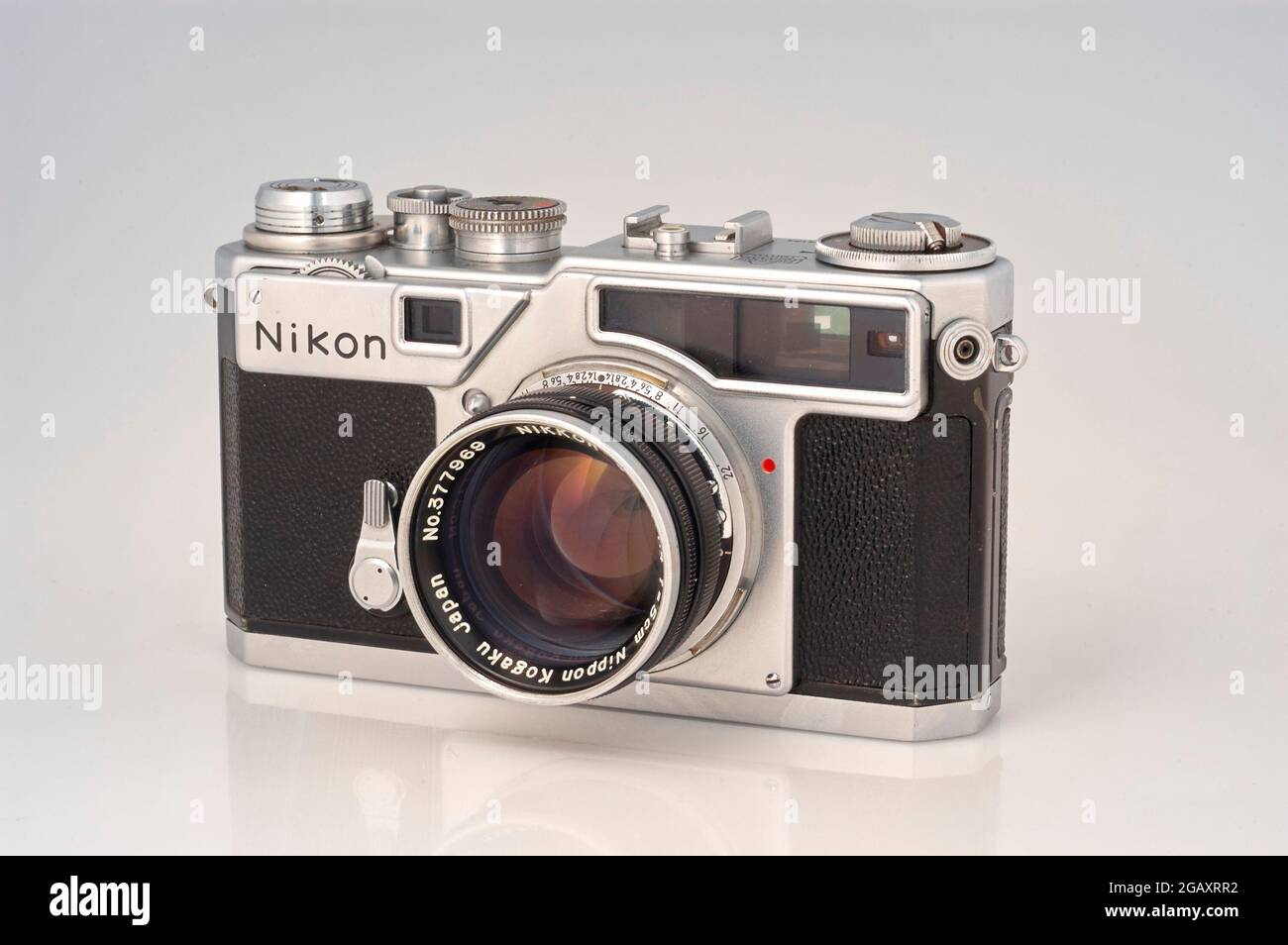 Nikon SP rangefinder camera with 5cm (50mm) F1.4 Nikkor lens. Forerunner of the legendary Nikon