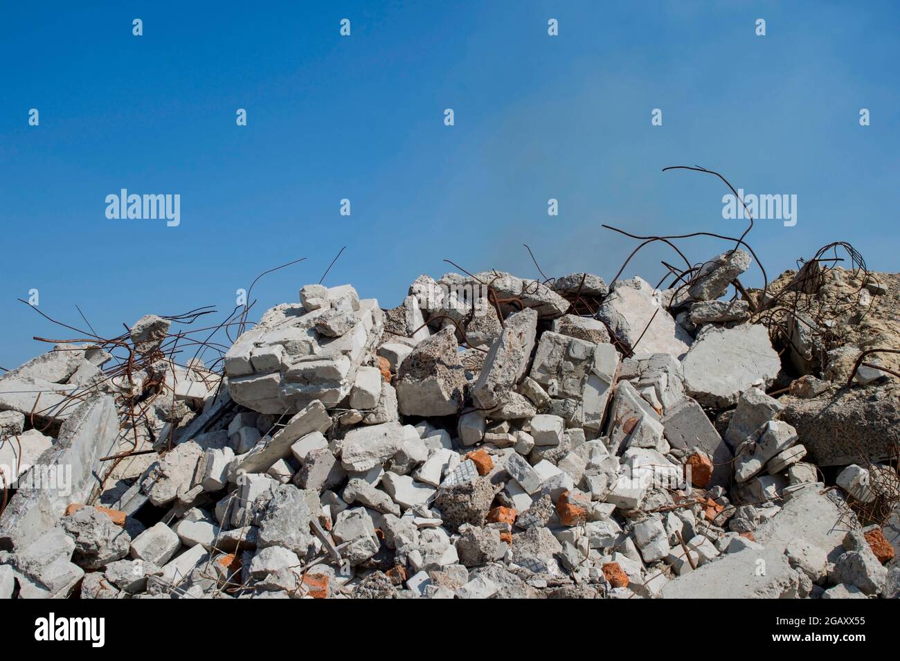 Rubble перевод. Rubble перевод. Rubble перевод. Rubble перевод. Rubble cambridge.